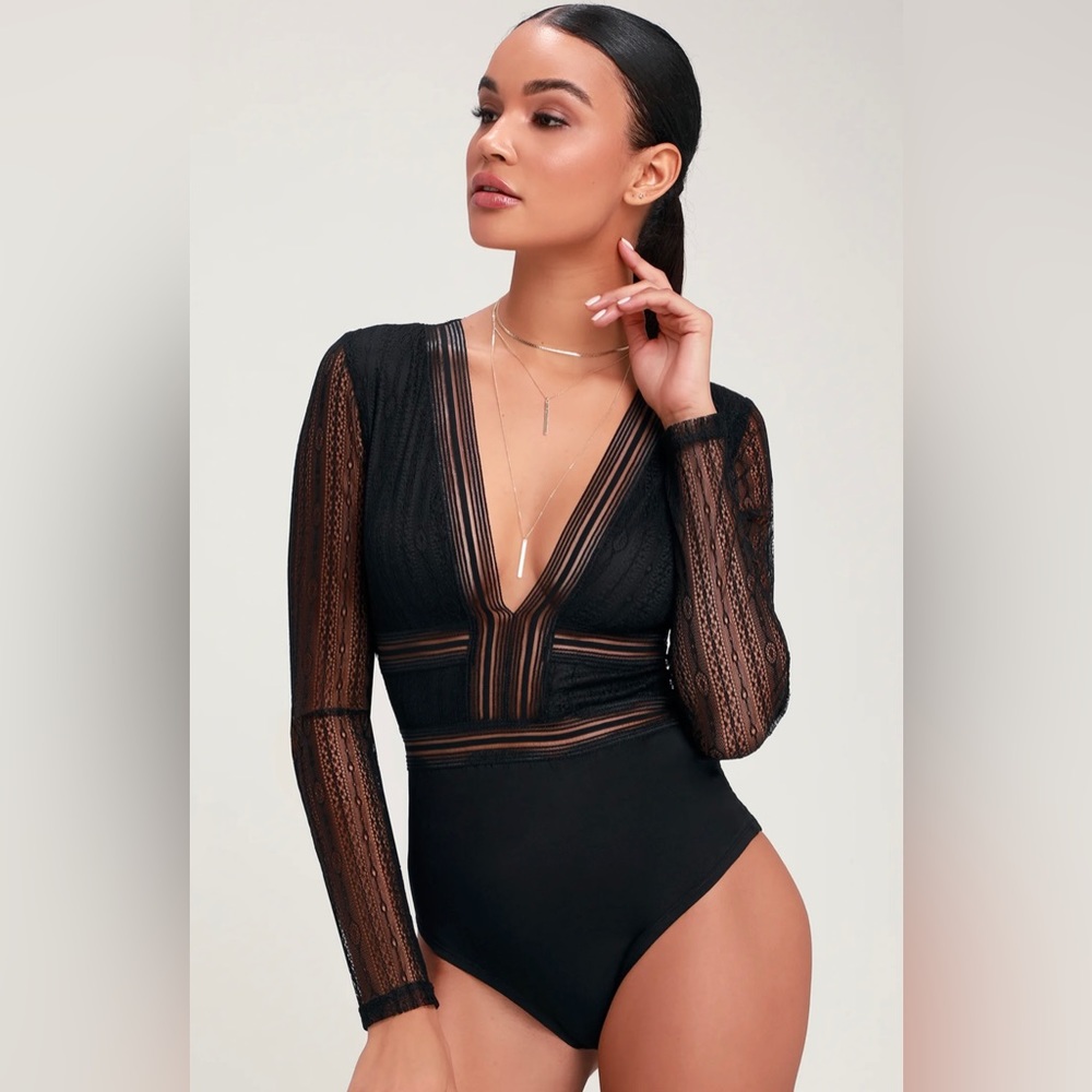 🛍️ NWT Lulus Casita Black Sheer Lace Long Sleeve Bodysuit